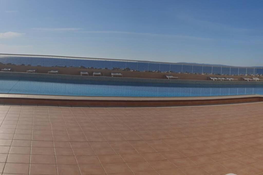Face Mer Entre Plage Et Marina บอร์มส์-เลส์-มิโมซาส์ ภายนอก รูปภาพ